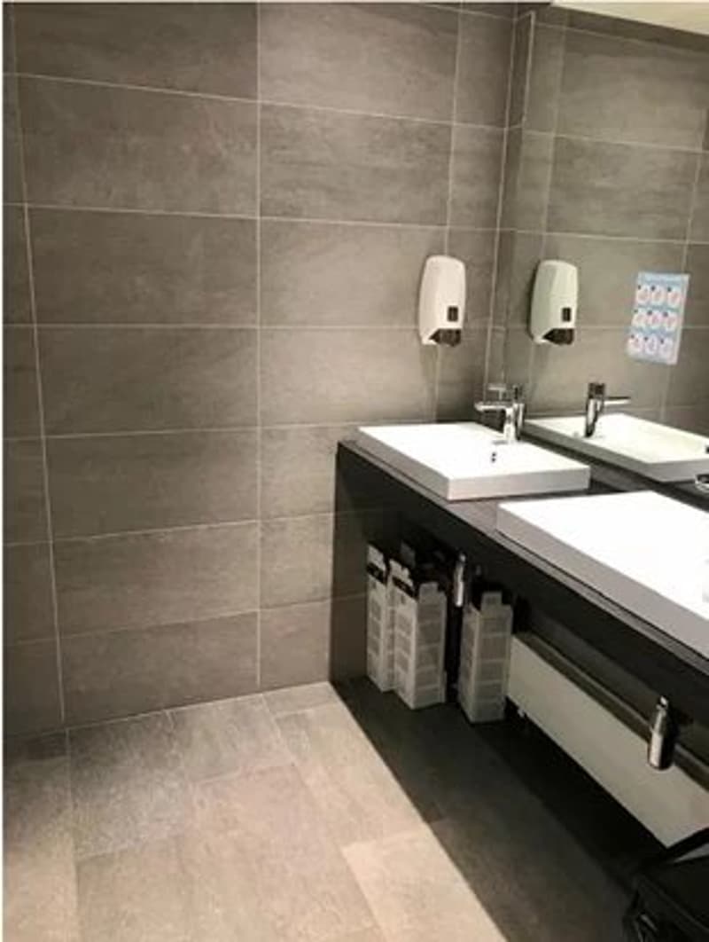 Belles surfaces à louer à Malagnou (8)