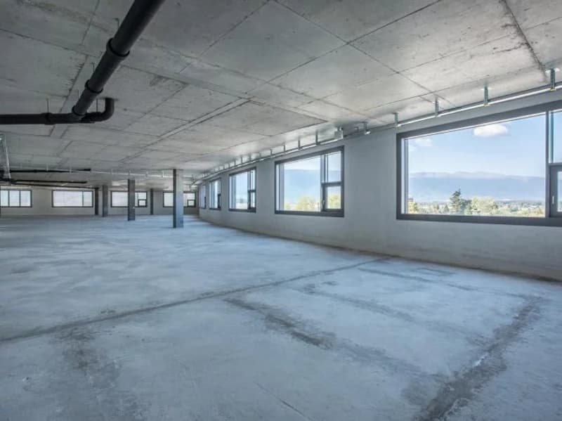 Surfaces d'activité dans un immeuble multifonctions en zone FTI (2)
