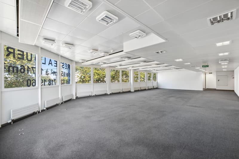 Surfaces administratives aménagées aux Charmilles (7)