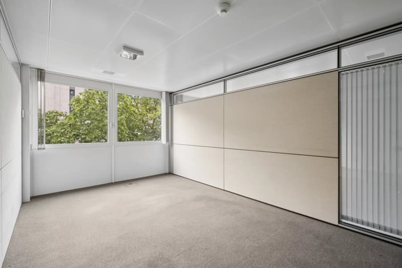 Surfaces administratives aux Charmilles (10)