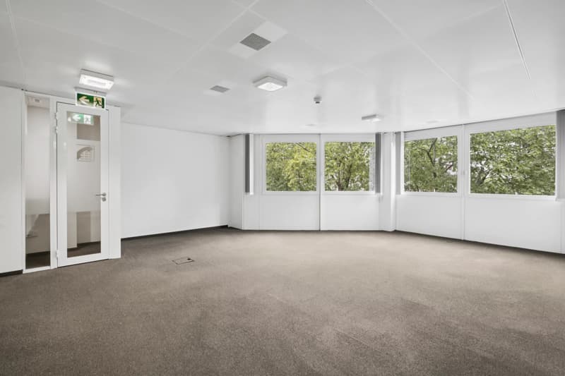 Surfaces administratives aux Charmilles (12)