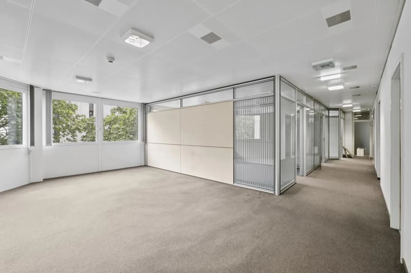 Surfaces administratives aux Charmilles (3)