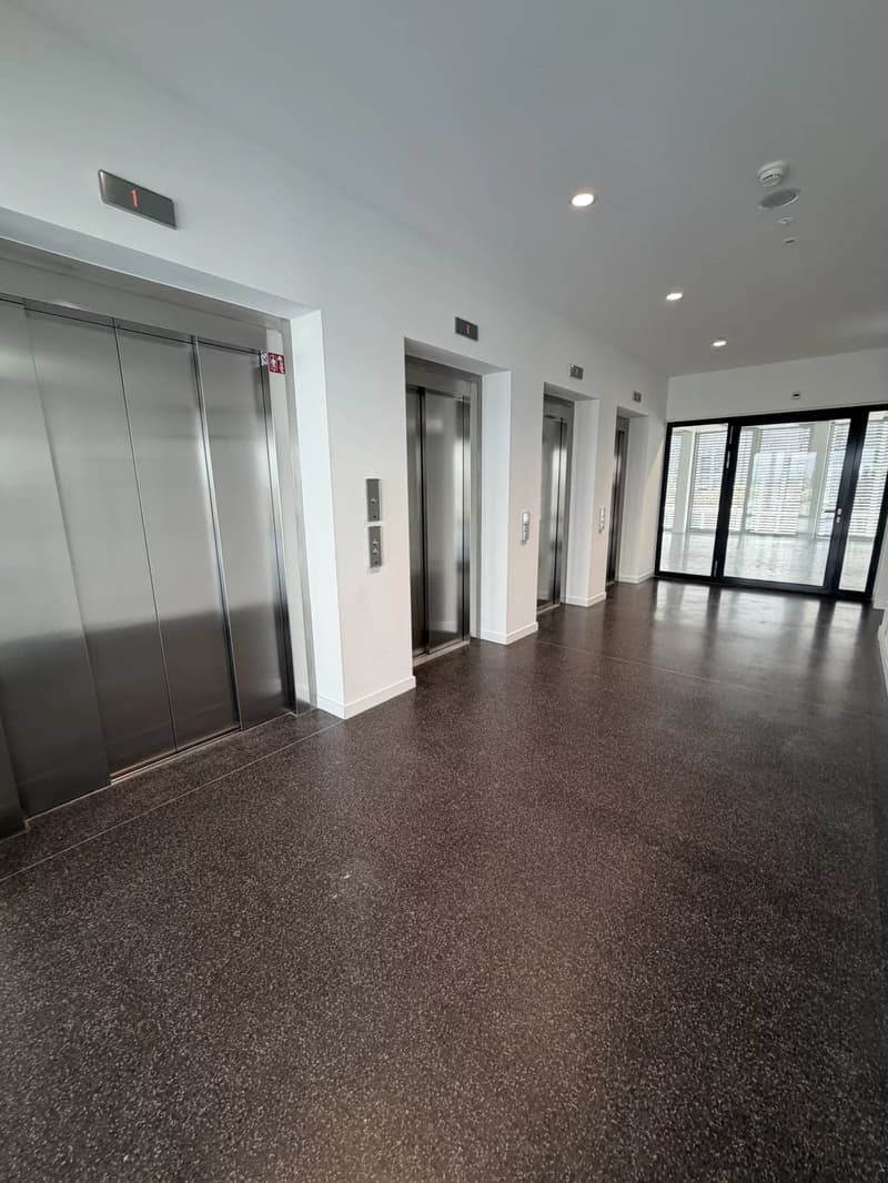 Bureaux - Esplanade de Pont-Rouge, 11ème étage (3)