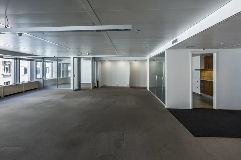 Bureaux Rue du Rhône (10)