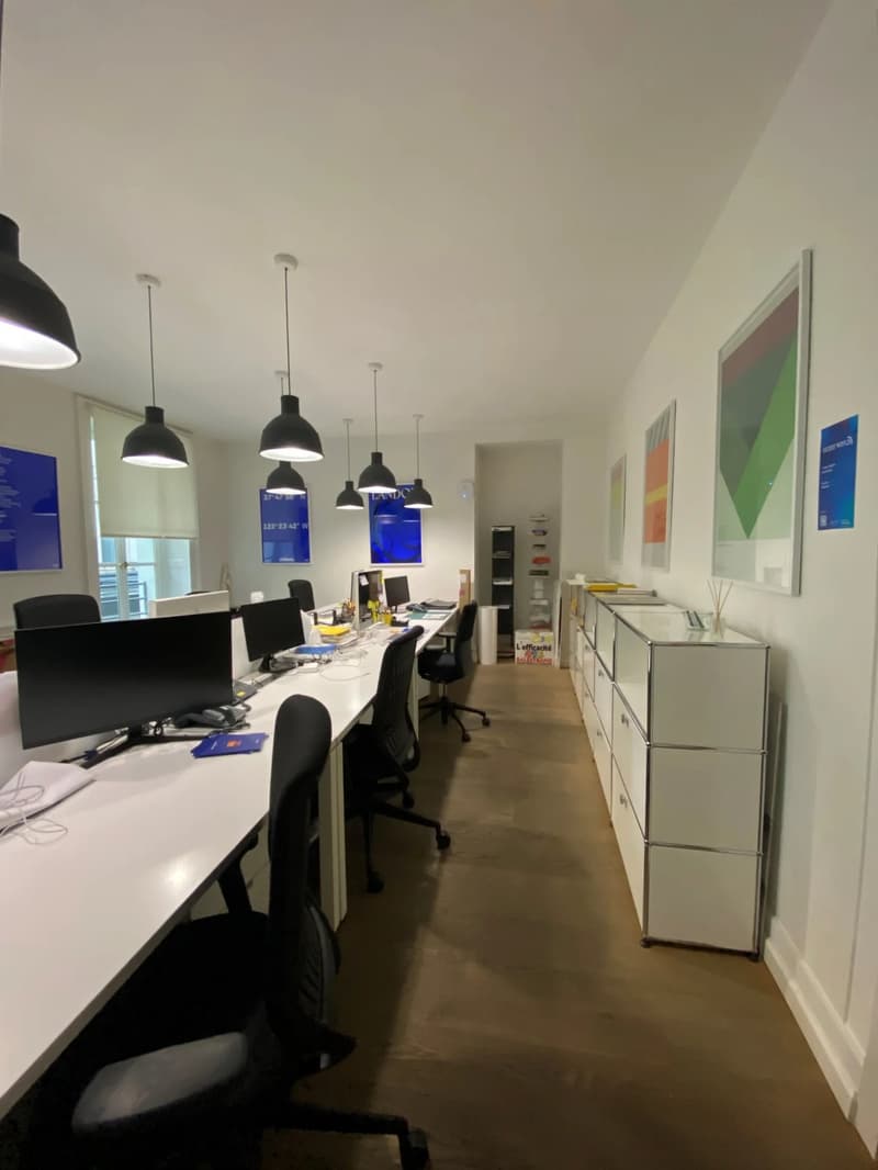 Belles surfaces administratives dans un immeuble de haut standing dans le quartier des banques (9)