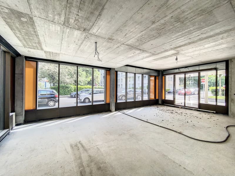 Arcade à vendre dans un immeuble de standing (5)