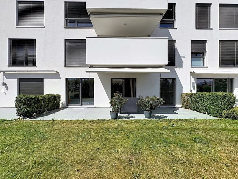 Bel appartement de 2,5 pièces + véranda et jardin privatif (2)