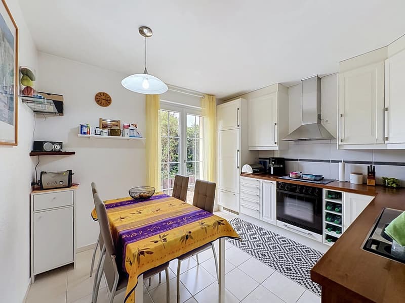 Maison familiale de 5-6 pièces hors de toute nuisance (9)