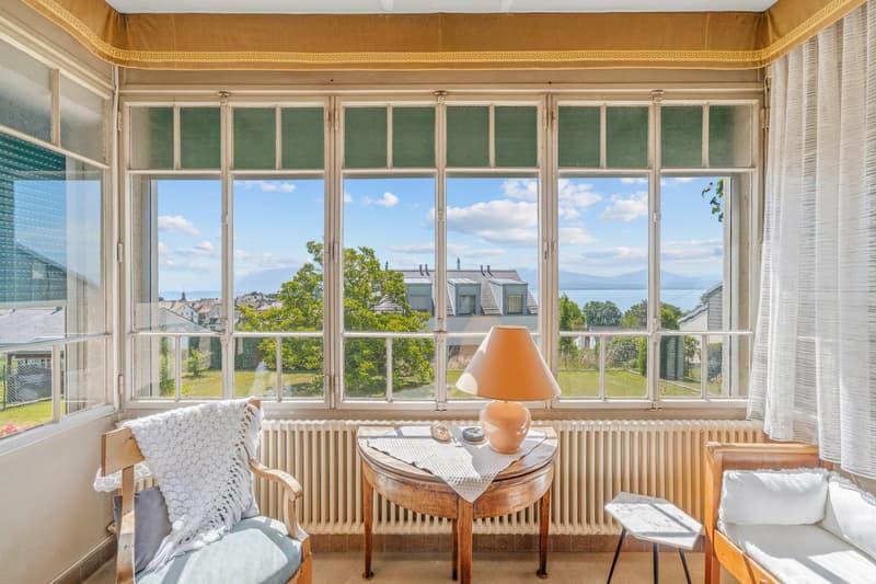 Majestueuse villa de caractère de 7,5 pièces avec vue sur le lac (10)