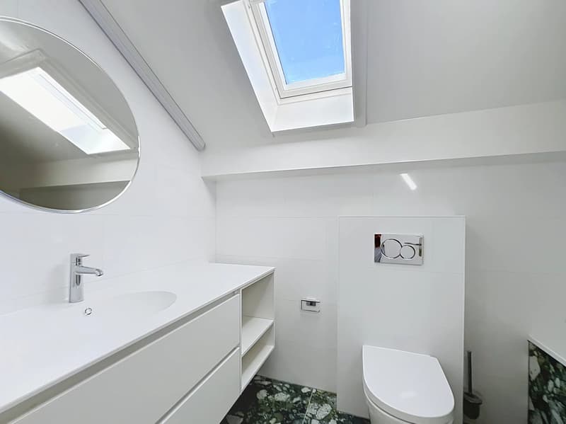 Élégant appartement de 2.5 pièces entièrement rénové (7)