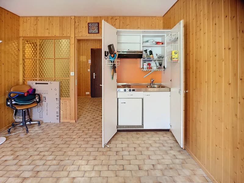 A deux pas du Lac - Appartement de 2,5 pièces à rénover (7)