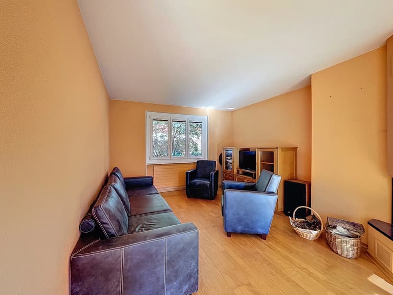 Maison familiale spacieuse dans quartier prisé (3)