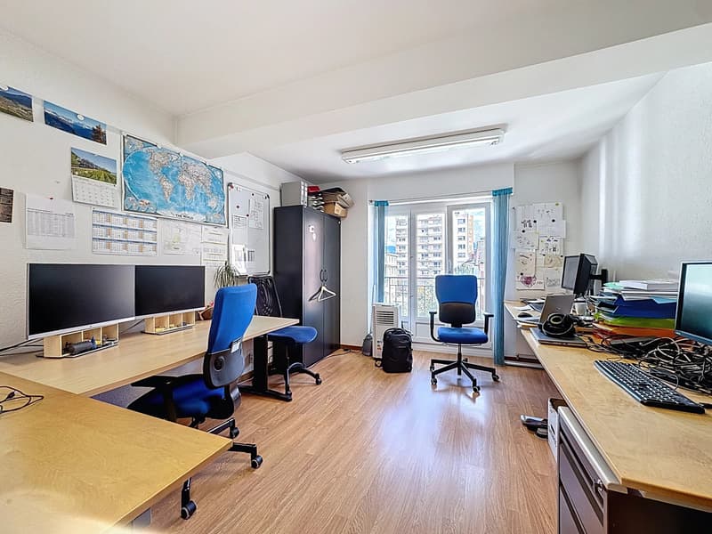 Bureaux spacieux et lumineux au coeur de Monthey (4)