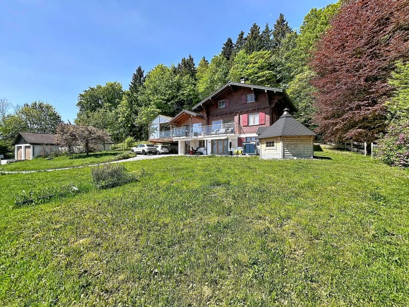 Vue panoramique exceptionnelle ? Villa familiale avec spacieuse véranda (10)