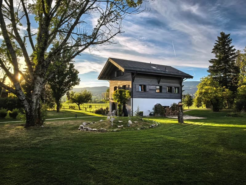 Belle propriété contemporaine avec vue sur le Jura (1)