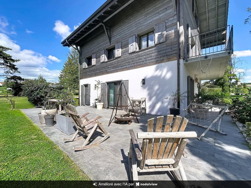 Belle propriété contemporaine avec vue sur le Jura (2)
