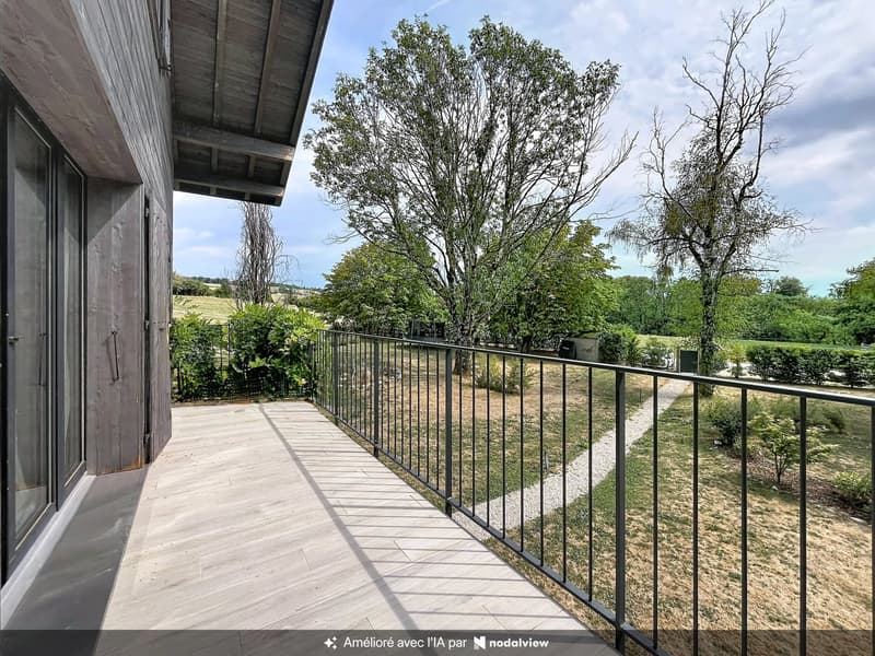 Belle propriété contemporaine avec vue sur le Jura (12)