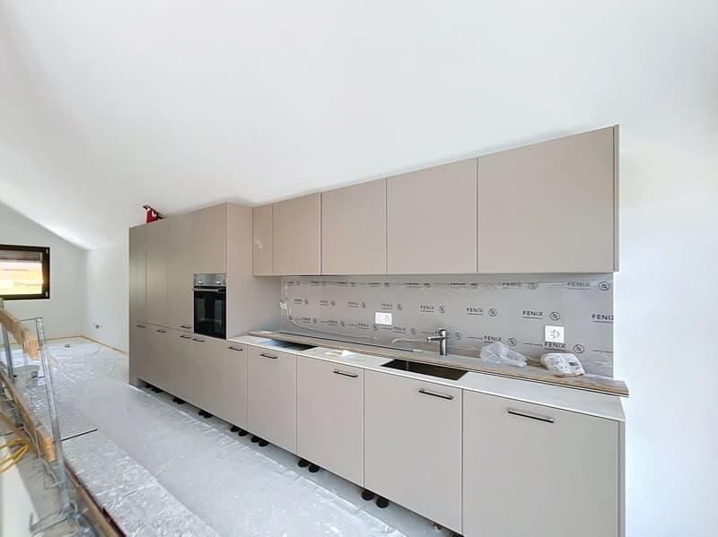 Dernier lot ! Rare duplex avec terrasse, jardin & balcon (3)