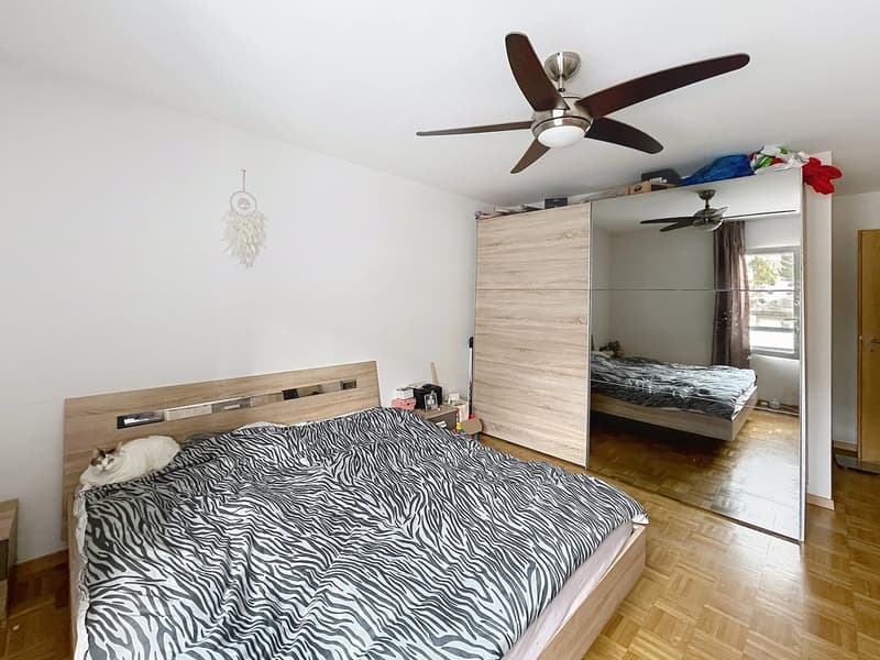 Grand appartement familial de 4 pièces avec vue dégagée à Sierre (12)