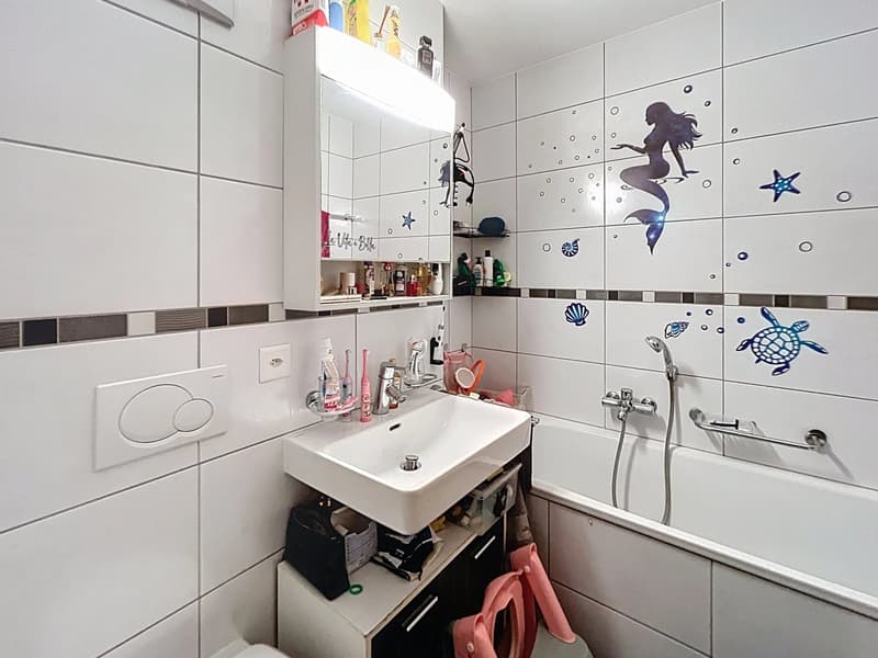 Grand appartement familial de 4 pièces avec vue dégagée à Sierre (11)