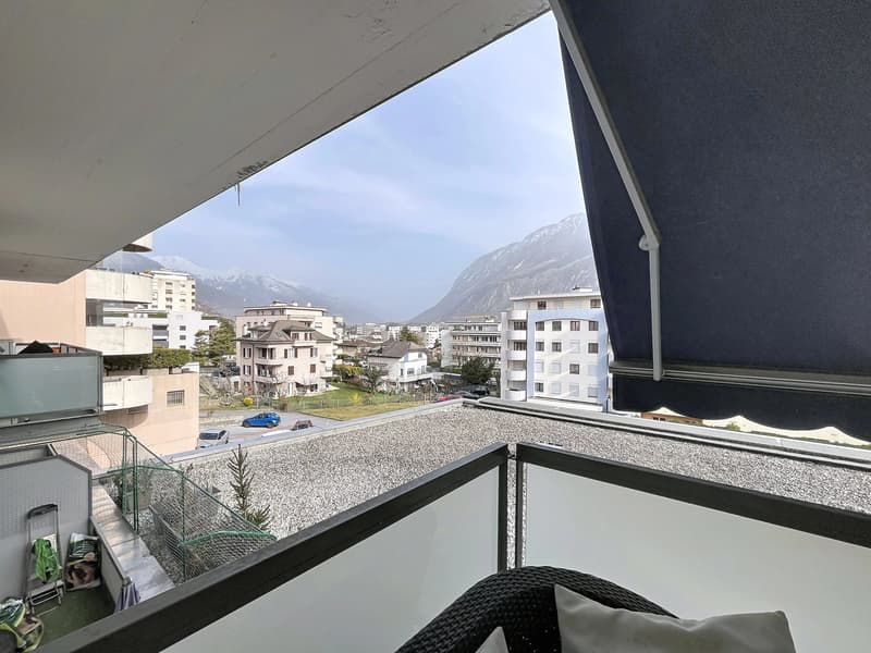 Grand appartement familial de 4 pièces avec vue dégagée à Sierre (5)