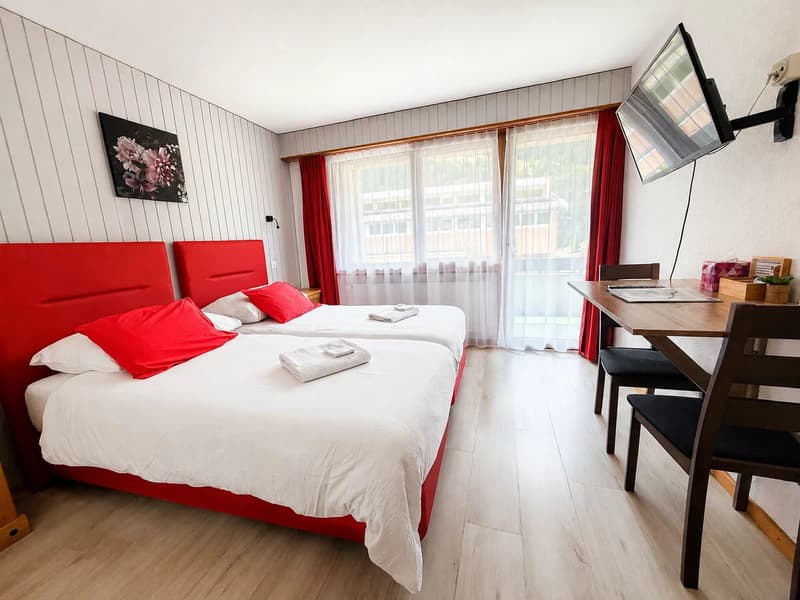 Établissement mixte avec partie hôtelière, restauration et appartement indépendant à Bourg-St-Pierre (5)