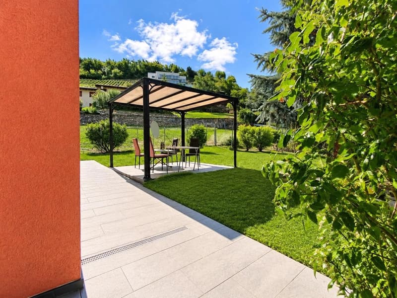 Spacieuse villa individuelle avec grand jardin à Sierre (2)