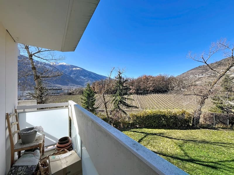 Lumineux 4.5 pièces avec balcon et vue dégagée à Sierre (7)