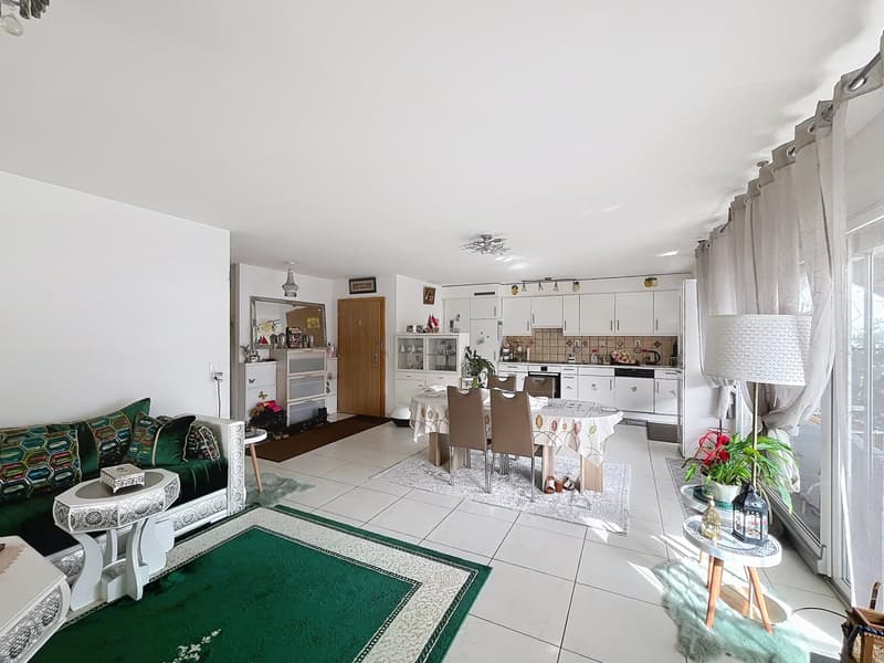 Spacieux 4.5 pièces avec grande terrasse et vue dégagée à Conthey (4)