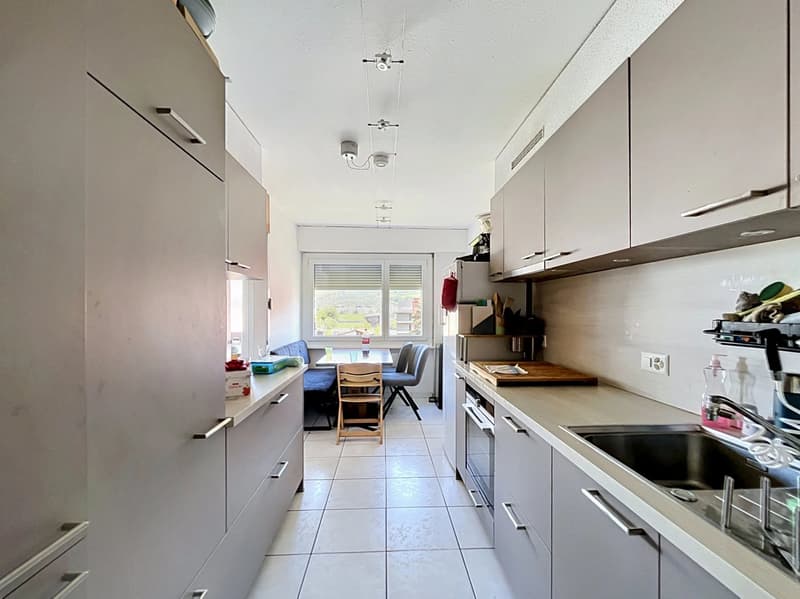 Bel appartement traversant de 4,5 pièces dans le quartier de Vissigen à Sion (8)