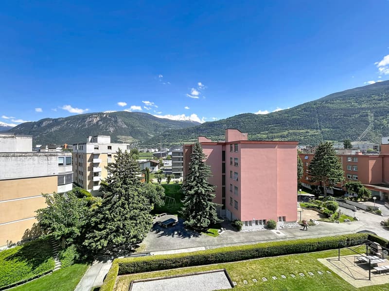 Bel appartement traversant de 4,5 pièces dans le quartier de Vissigen à Sion (7)