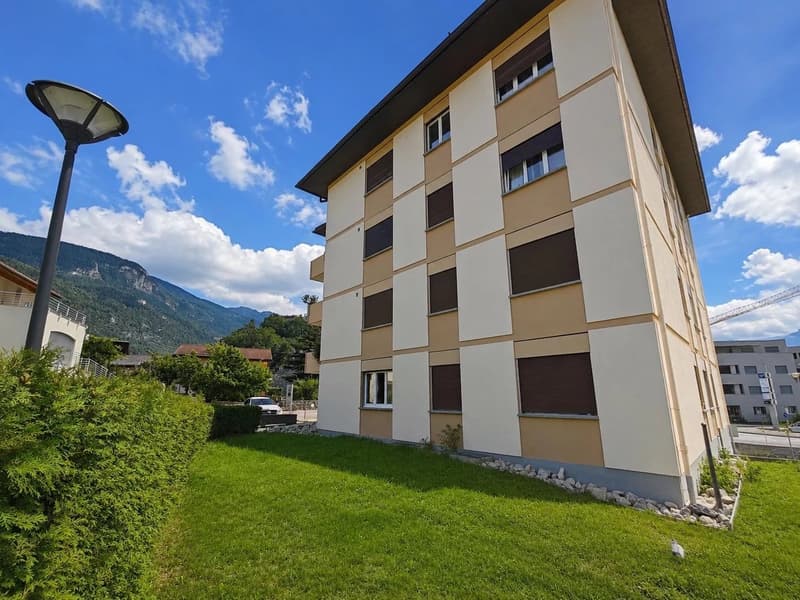 Lumineux 3,5 pièces avec balcon et vue dégagée à Sierre (8)