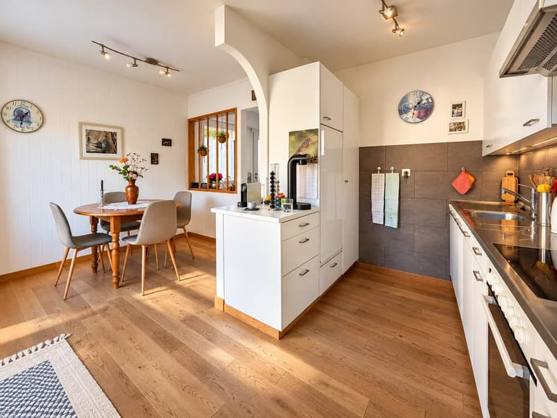 Une villa de caractère où chaque espace invite à profiter du calme (4)