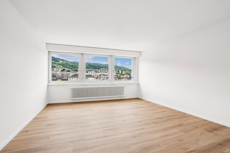 Neue 2-Zimmer-Wohnung in frisch saniertem Mehrfamilienhaus (3)