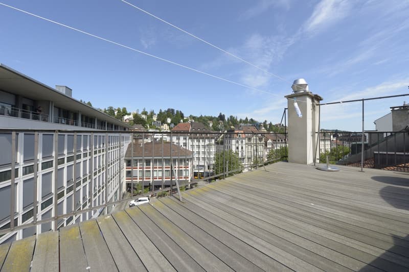 Stadt St. Gallen - beim Marktplatz - attraktives Dachbüro / -Atelier (2)