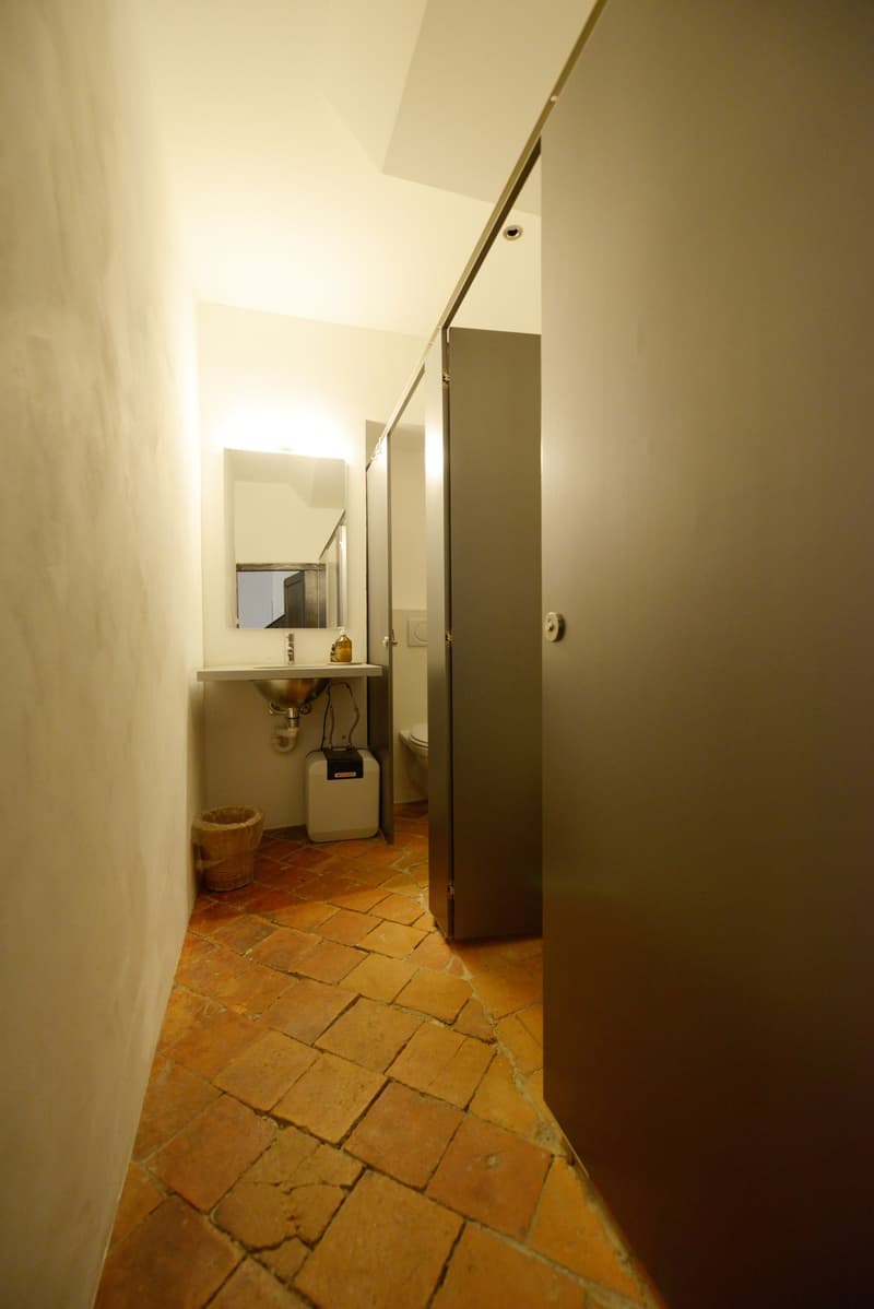 St. Gallen-Innenstadt-charmantes Altstadtbüro (9)