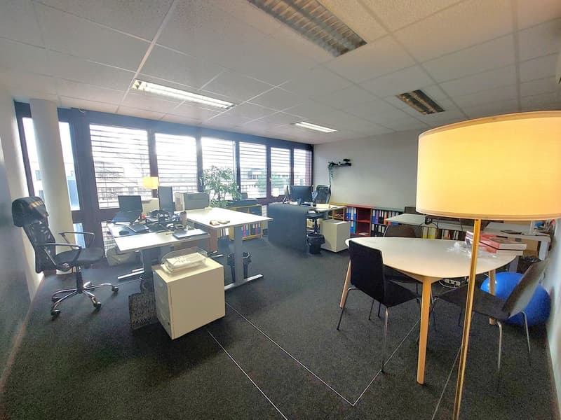Bail flexible - Bureau de 178 m2 - excellente situation (4)