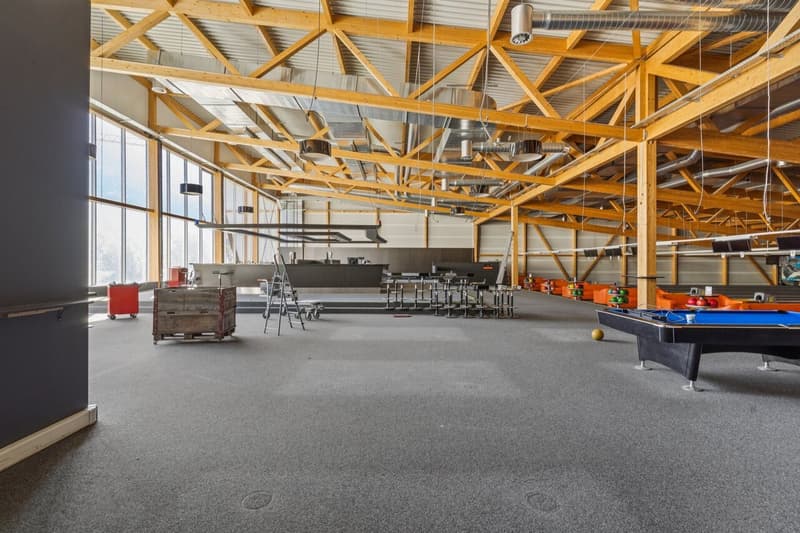 Surface 1867 m2 - Hauteur 4m - Modulable - Proche commodité (8)