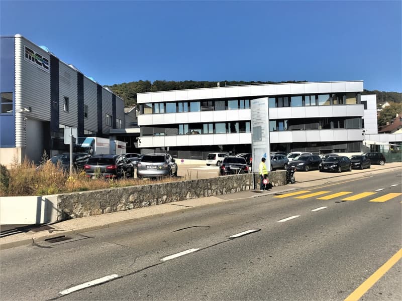 En bordure de Neuchâtel - Halle indsutrielle de 2'500m2 (4)