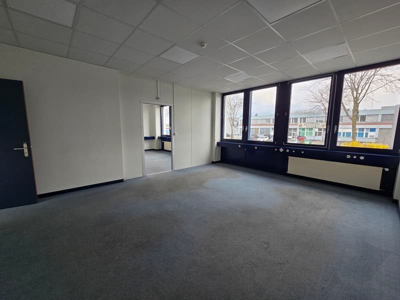 Bureau de 280m2 - Proximité autoroute/gare (4)