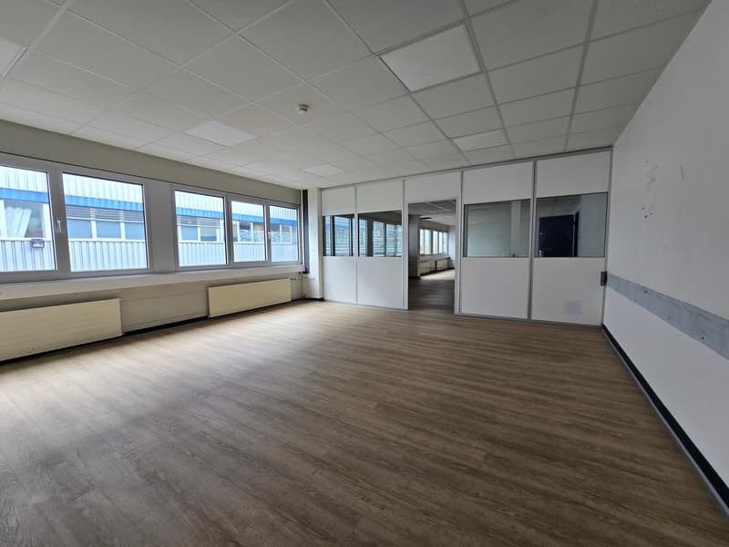 Bureau de 218m2 - Proximité autoroute/gare - Yverdon-les-Bains (5)