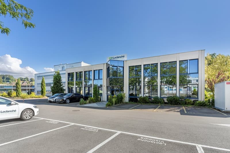Bureau de 218m2 - Proximité autoroute/gare - Yverdon-les-Bains (1)