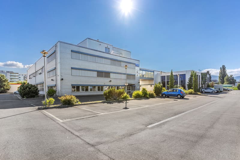 Dépôt de 259m2 - Zone Industrielle d'Yverdon - Proximité autoroute (1)