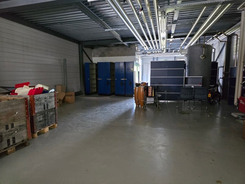 Dépôt de 259m2 - Zone Industrielle d'Yverdon - Proximité autoroute (6)