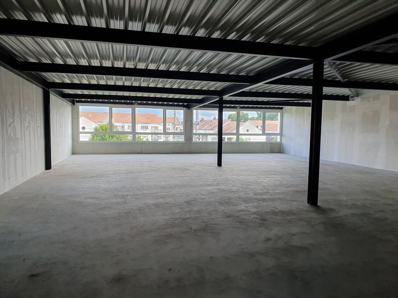 Commercial/atelier 183 m2 - Bail flexible (6)