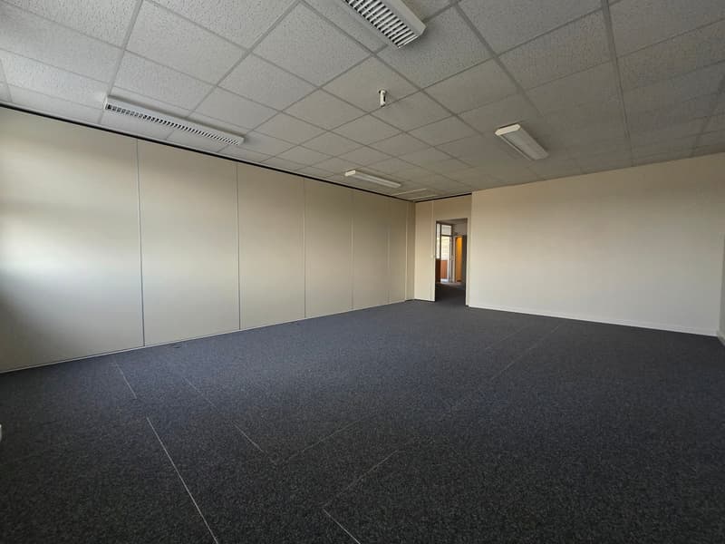 Bureau lumineux de 156m2 - offre spéciale ! 2 premiers loyers offerts (5)