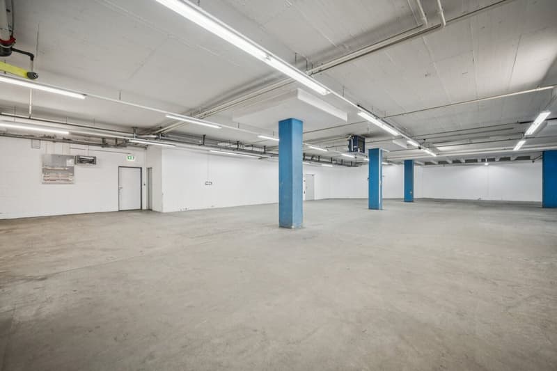Votre nouveau site logistique directement sur la A1 à Dietikon (13)