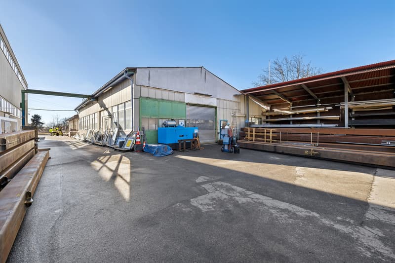 Atelier 636 m2 - localisation top - proche de tout! (2)