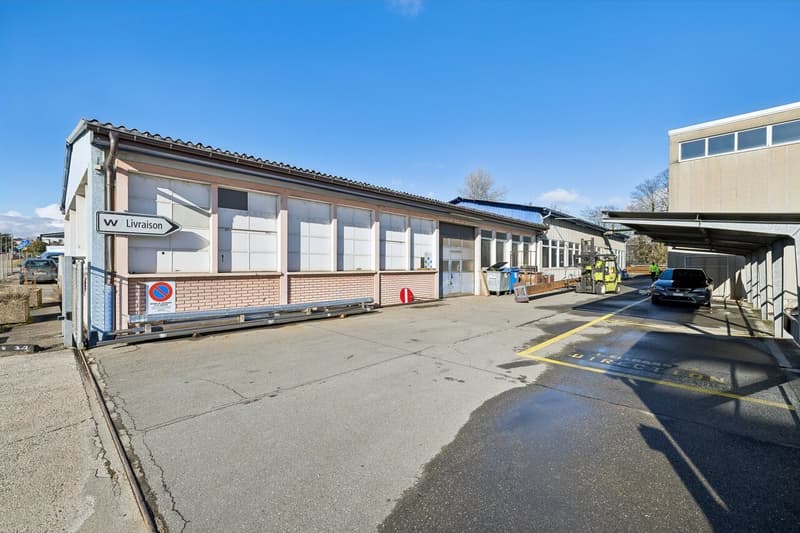 Immeuble artisanal 2671 m2 - localisation top - proche de tout! (5)