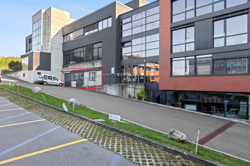 Atelier de 327m² à louer - Rez-de-chaussée - accès direct (3)